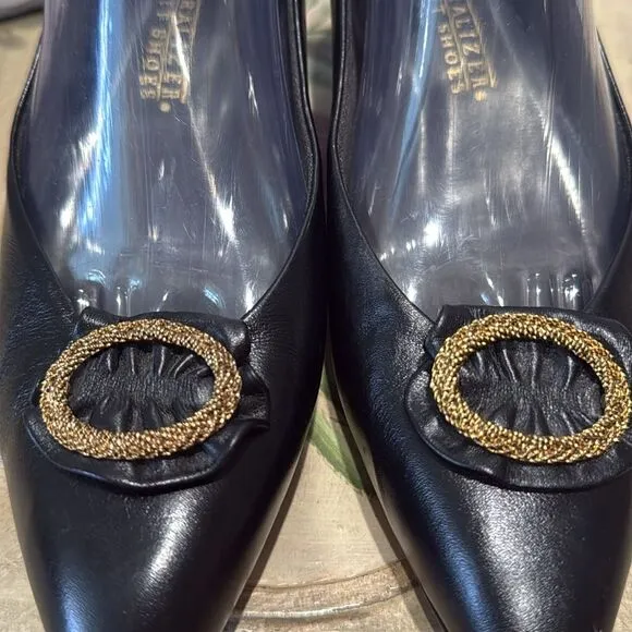 Vintage Naturalizer Soft Shoes Low Heel Pumps Heels Black Feminine Buckle Sz 8