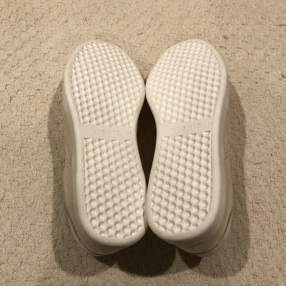 Vionic Mott Brody White Mule Slip On Sneaker Size 9