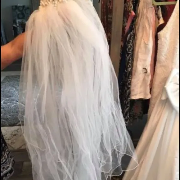 Wedding dress , petite