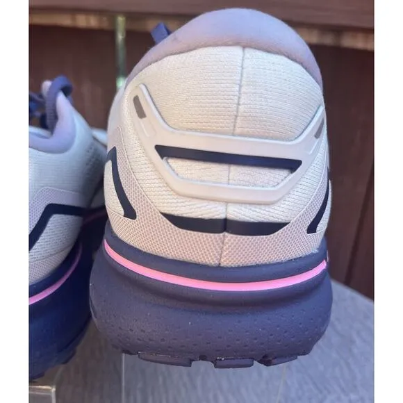 Women's Brooks Ghost 15 White/Purple/Pink Athletic Sneaker Size 12B -Men's 10.5B