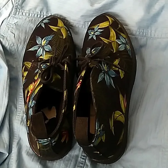 Women's Dr. Martens Daytona floral shoes size 7 💥LIKE NEW💥