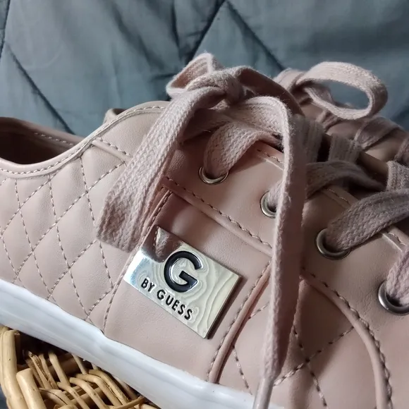 Women's G By Guess Quilted Dusty Rose Faux Leather Lace Up Sneakers Pink &amp; White