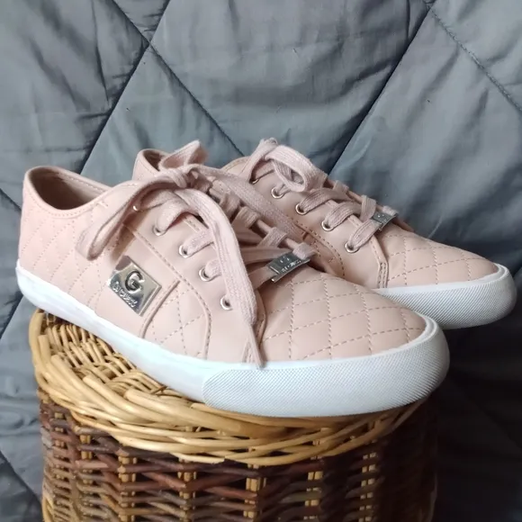 Women's G By Guess Quilted Dusty Rose Faux Leather Lace Up Sneakers Pink &amp; White