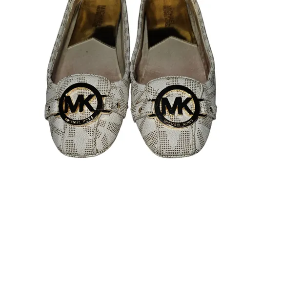 Women's Michael Kors Flats, Size 7M, Vanilla