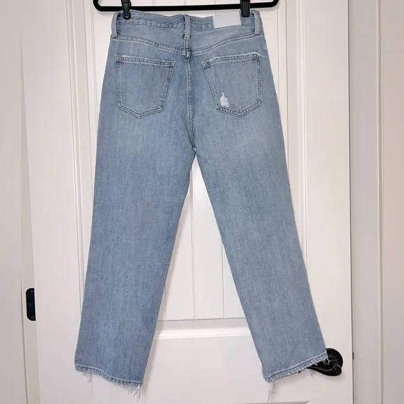 Women’s PISTOLA distressed, high rise, crop Charlie jeans. Size, 26
