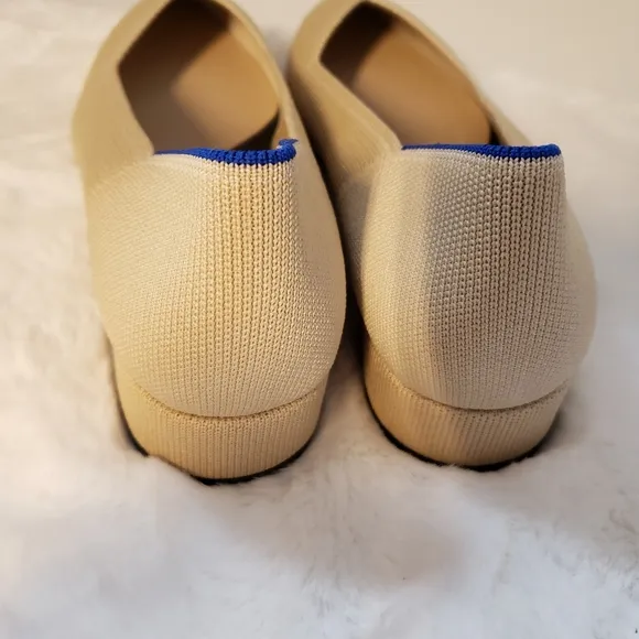 Women's Rothy's The High Point In Sandstone Size 10 Shoes