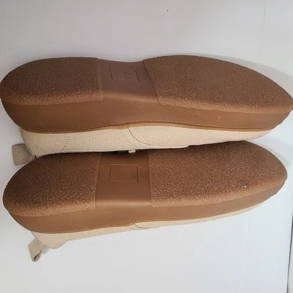 ZARA CHUNKY CANVAS SHOES BEIGE SIZE | 2530/120