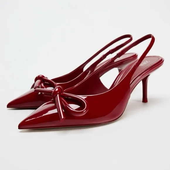 🖤ZARA FAUX PATENT LEATHER BOW HEELED SHOES