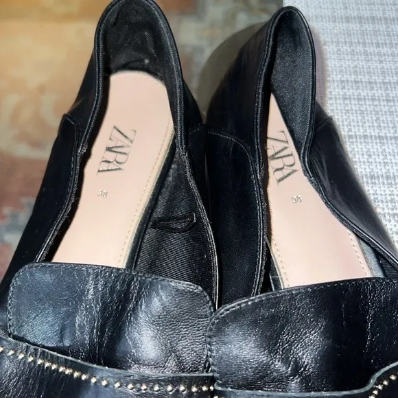 Zara Women Soft leather loafers with micro-studs